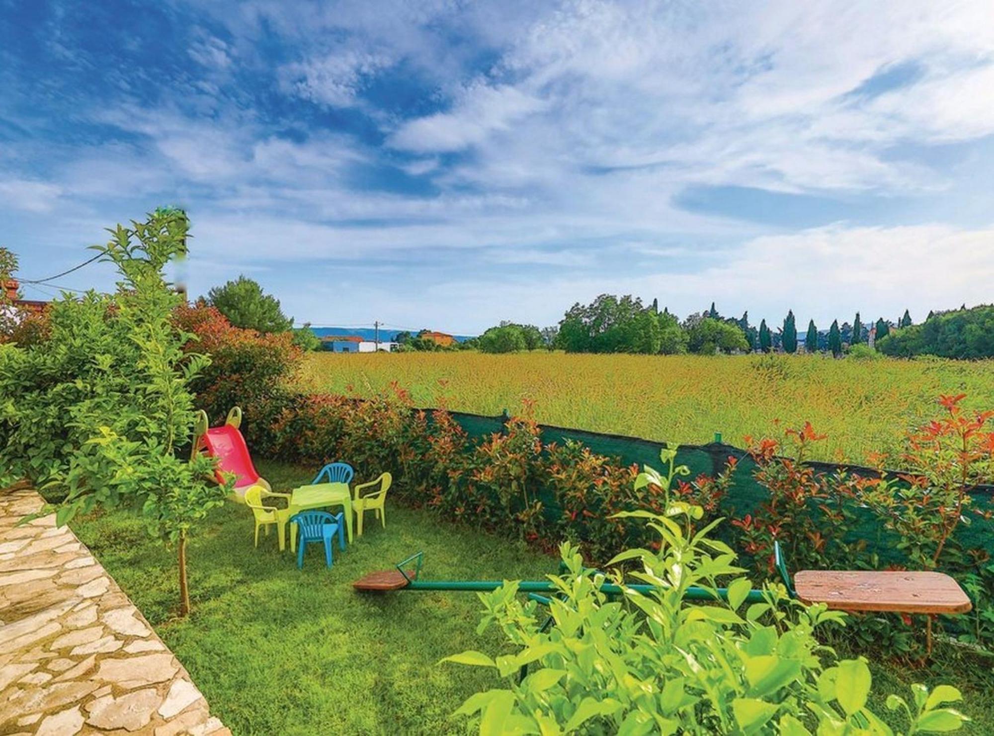Cozy Nook Apartment Kastel Stari Каштела Экстерьер фото